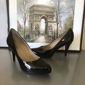 ‎Ellen Tracy Cody Platform Patent Leather Pump